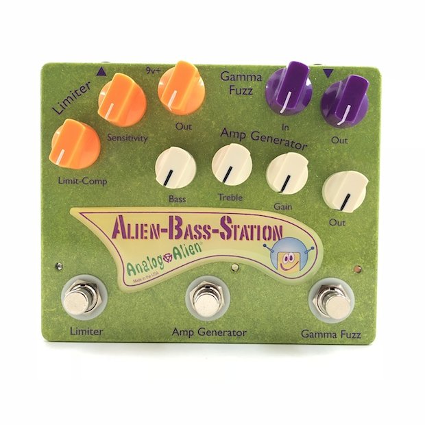 Analog Alien Bass Station