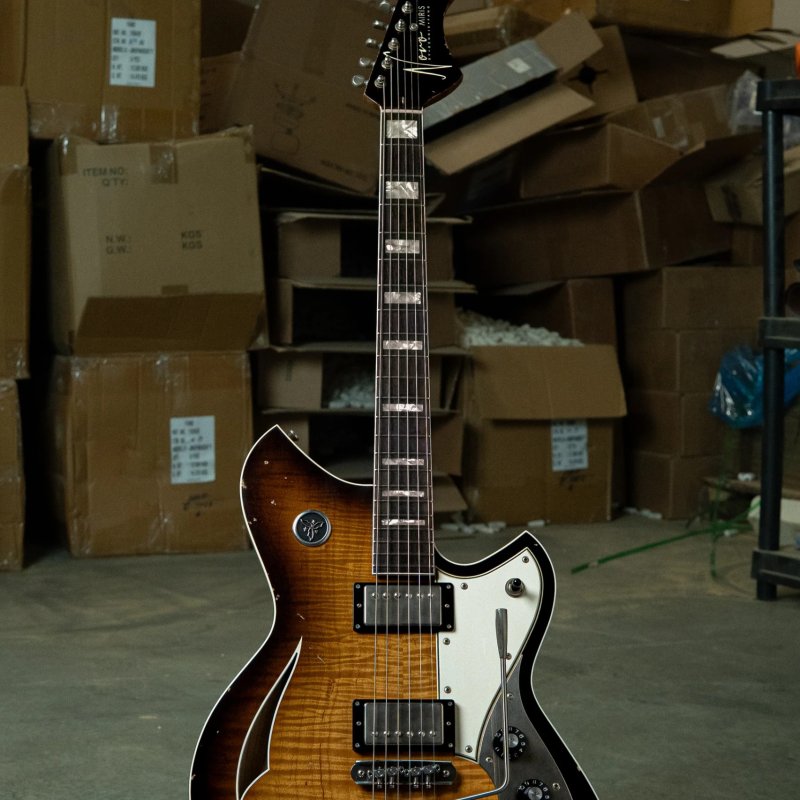 Novo Guitars Dealer Ltd. Miris JHH - Amber Burst