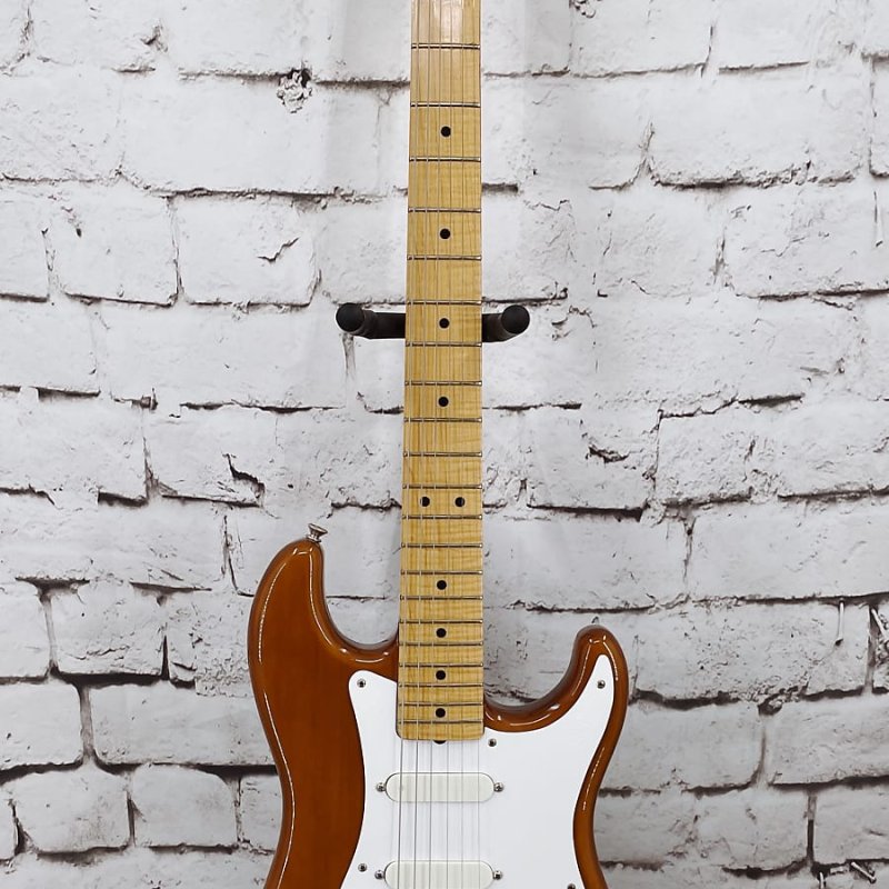Fender Bullet S-3 1981 - 83 USA Walnut Finish Maple Bar